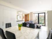 T1 novo com garagem Câmpanha estação comboios/metr