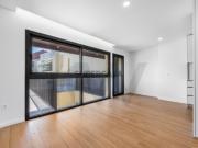 T1 novo com terraço ao ’Mercado do Bolhão’ na baixa do Porto