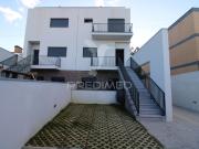 T1 Novo com Terraço e Parqueamento em Alfena