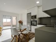 T1 NOVO NO CENTRO DA CIDADE COM TERRAÇO