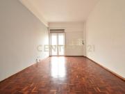 T1 PARA ARRENDAMENTO NA RUA SARAIVA DE CARVALHO JUNTO AO...