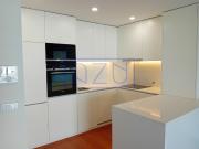 T1 Rua 5 Outubro Casa da Musica / Rotunda da Boavista...