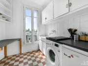 T1/T2 DERNIER ETAGE LUMINEUX PARIS 11e