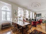 T2+1 com 150m2 + 1 lugar garagem, na Estrela Centro de...