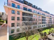 T2+1 para remodelar na prestigiada Rua de São Bento, Lisboa