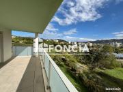 T2 44 m2 lumineux, grande terrasse vue dégagée, box