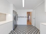 T2 c/ terraço totalmente remodelado no Principe Real!