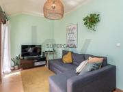 T2 cheio de Charme em Arroios | Varanda e Potencial para...