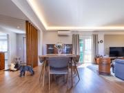 T2 com 2 varandas e garagem box em Cascais, Cascais