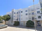 T2 COM 2 WC E VARANDA EM LOULÉ