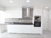 T2 com elevador e arrecadação Figueirinha / Oeiras