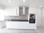 T2 com elevador e arrecadação Figueirinha / Oeiras