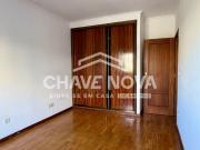 T2 com garagem e ótima luz natural pronto a habitar em...