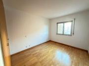 T2 com garagem e Portaria nas Olaias | Avenida Arantes e...