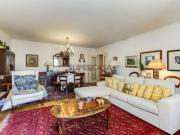 T2 com 120 m2 e Garagem Alto dos Moinhos