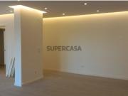 T2 com Parqueamento e Arrecadação. Não procure mais a...