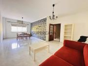 T2 com parqueamento na Quinta do Texugo, Charneca de...