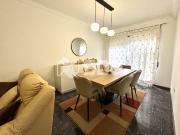 T2 com Suite, Varanda e Lugar de Garagem