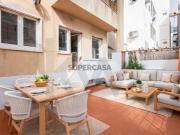 T2 com Terraço Exclusivo de 27 m² | Renovado | Campo de...