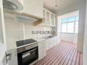 T2 com varanda em Entrecampos!