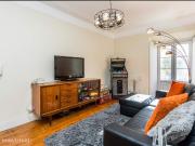 T2 com Varanda na Graa Lisboa | Ideal para Expats