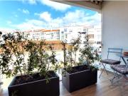 T2 com Varandas e Garagem, em Queijas, Oeiras