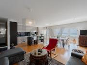 T2 com Vistas Mar, a escassos metros da Praia de Árvore