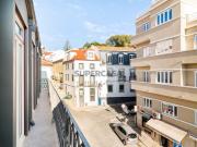 T2 DE LUXO DÚPLEX COM VARANDA EM PLENO CORAÇÃO DE SANTO... T2 DE LUXO DÚPLEX COM VARANDA EM PLENO CORAÇÃO DE SANTO...