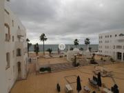 T2 de Luxo Totalmente Remodelado – A 50 metros da Praia...