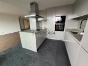 T2 de Prestígio na Av. da República Centro De Gaia Com...