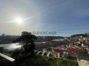 T2 duplex nas Virtudes com jardim a poente Porto