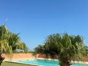 T2 em codomínio fechado com piscina e amplo jardim 93m²...