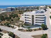 T2 em construção, com amplo terraço, estacionamento e...