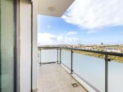 T2 em Paço de Arcos com Box, Varanda e Vista