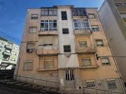 T2 em Queluz: 1º Andar a 1 Minuto do Comboio – Estimado...