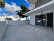 T2 em R/C com Terraço e Acesso Direto à Garagem |...