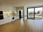 T2 luminoso com estacionamento última fração disponível