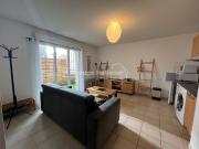 t2 meublé avec balcon et garage arles