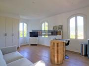 T2 MEUBLÉ RÉNOVÉ PARKING JARDIN