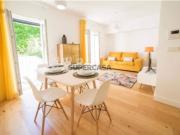 T2 Mobilado na Rua da Bombarda