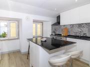 T2 mobilado Praça das Flores