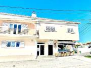 T2 moderno com arrecadação e facilidade de estacionamento