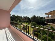 T2 na Costa da Guia em Cascais com vista para jardim!