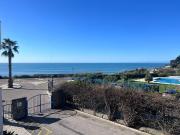 T2 na Guia em Cascais em 1ª linha de mar