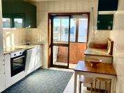 T2 na praia – conforto, luz natural e espaço extra!