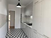 Apartamento Renovado em Oeiras, Perto da Praia e Centro