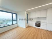 T2 | Praça 9 de Abril | Último Andar | Estacionamento e...