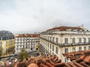 Apartamento T2 | 120 m² | Largo de Camões