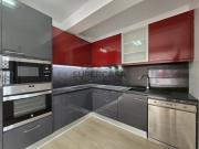 T2 Próximo ao Metro da Campainha/ Estação de Comboio