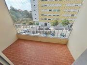 T2 remodelado, com varanda e vista desafogada Cacém